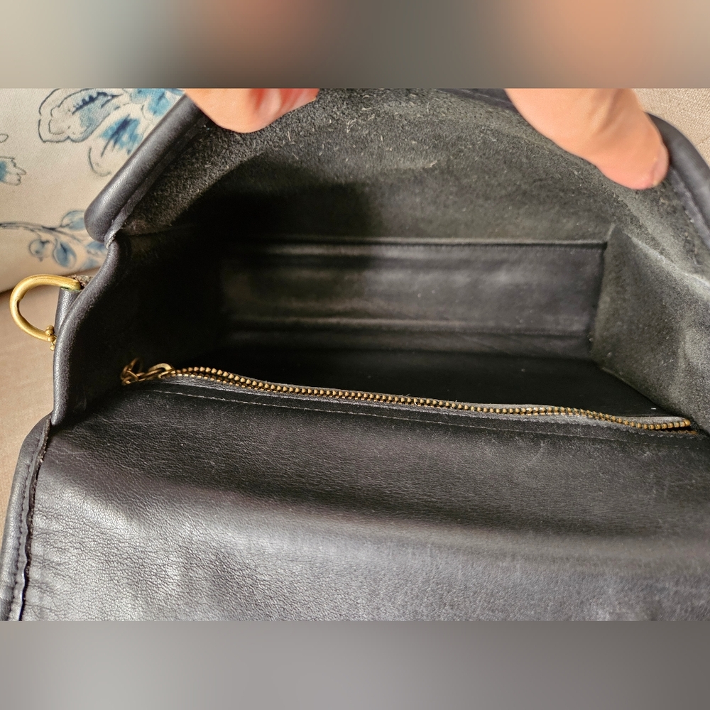 Vintage Coach Court Handbag Crossbody Black Leather - Picture 13 of 16